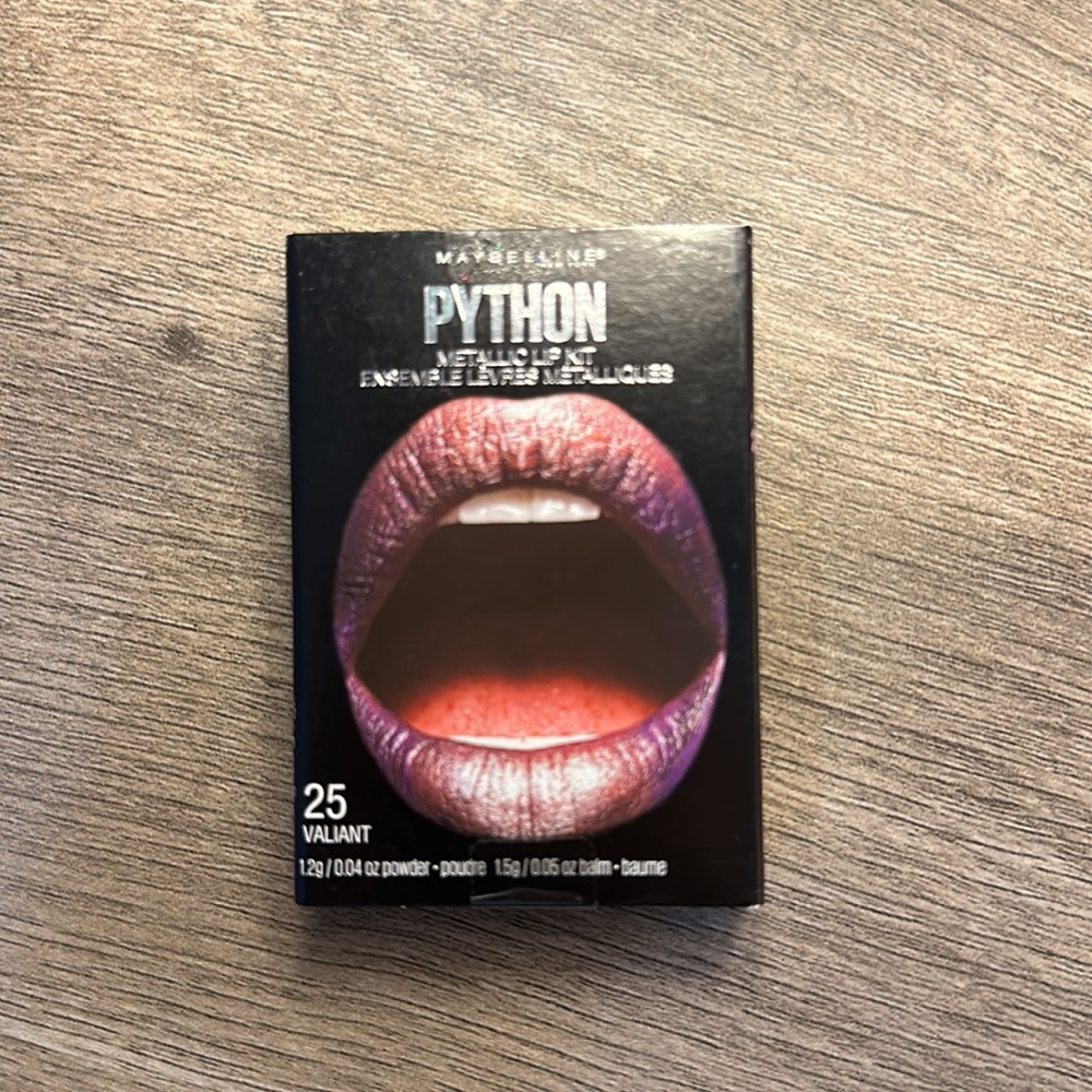 NWT Maybelline Python Metallic Lip Kit